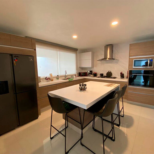 Cocina lujo moderna 1 600x600
