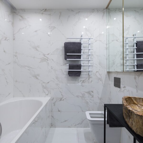 Baño blanco muebles 5 1