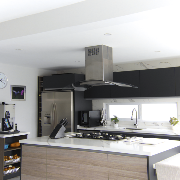 Cocina gris mediana 05